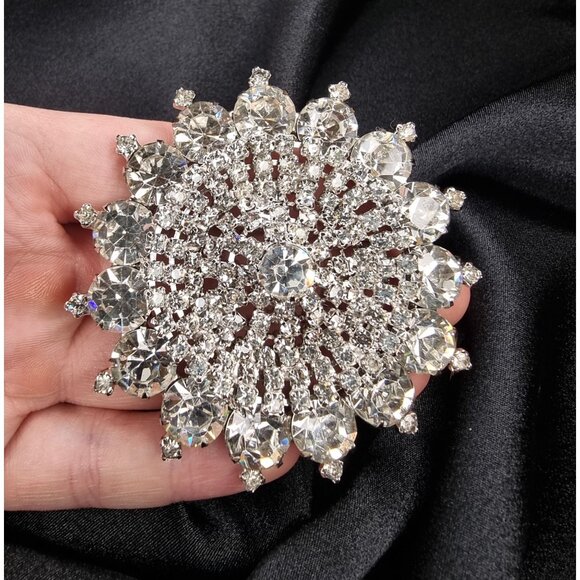 Vintage Midnight Star Clear Crystal Rhinestone Brooch Pin - Picture 5 of 6